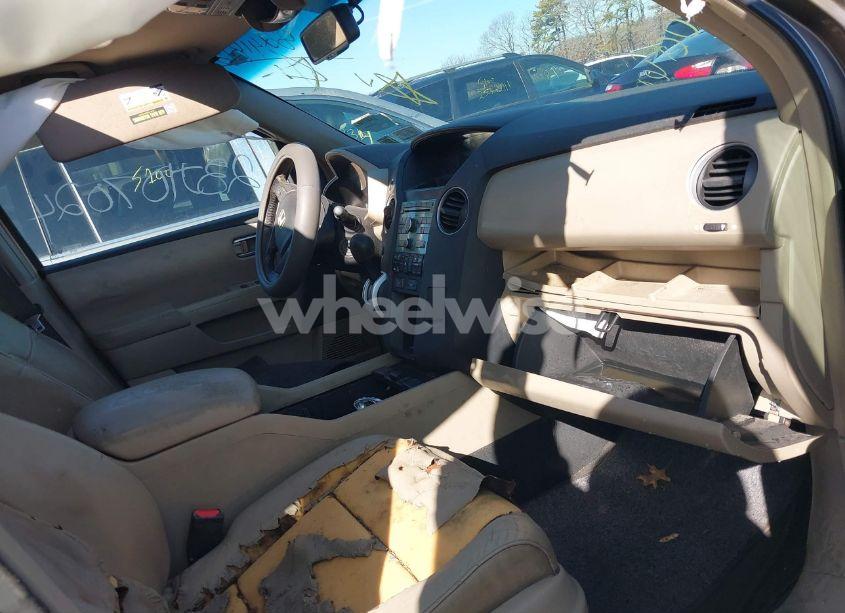 Photo 5 of 2009 Honda Pilot EX-L (VIN 5FNYF48569B047587)