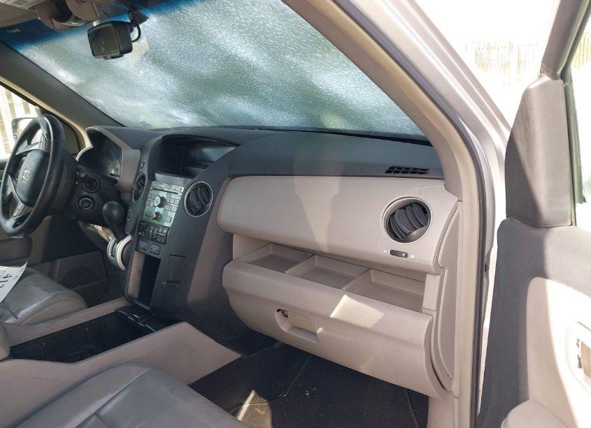 Photo 5 of 2009 Honda Pilot EX-L (VIN 5FNYF48579B017935)