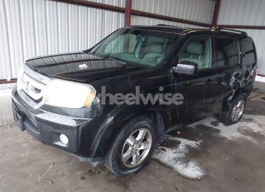 Photo 2 of 2009 Honda Pilot EX-L (VIN 5FNYF48589B007706)