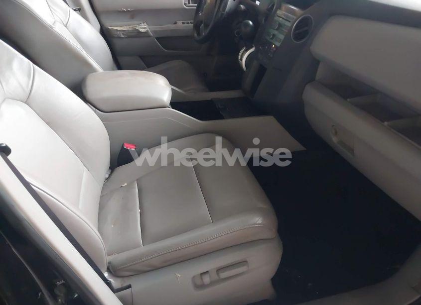 Photo 5 of 2009 Honda Pilot EX-L (VIN 5FNYF48589B007706)