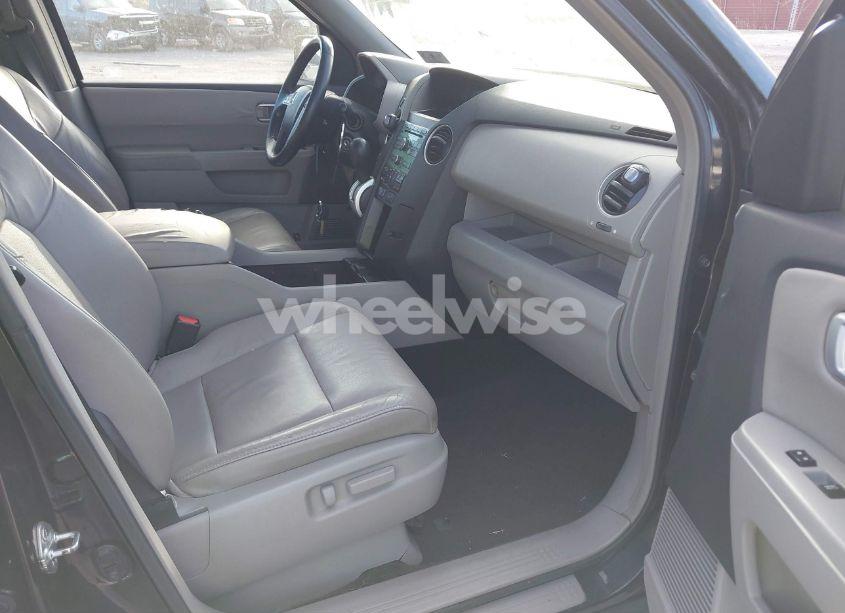 Photo 5 of 2009 Honda Pilot EX-L (VIN 5FNYF48589B042312)