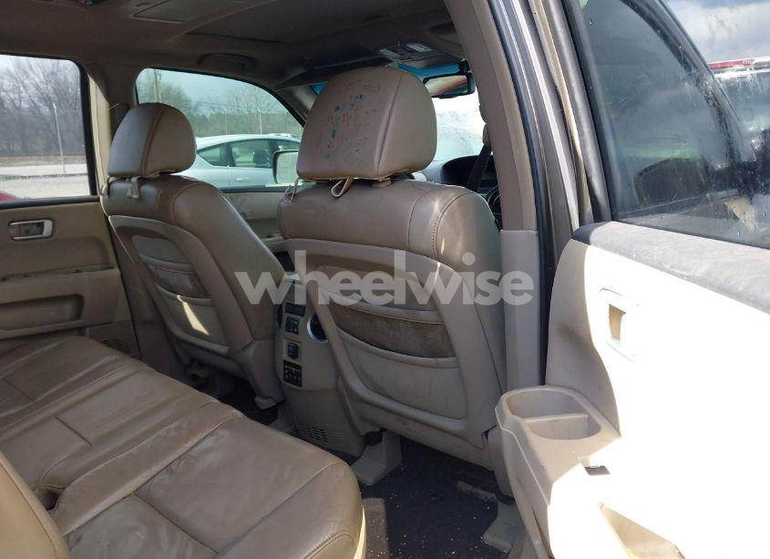Photo 8 of 2009 Honda Pilot EX-L (VIN 5FNYF48619B026946)