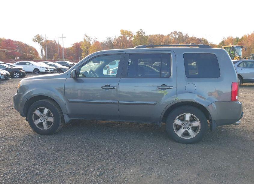 Photo 14 of 2009 Honda Pilot EX-L (VIN 5FNYF48649B017805)