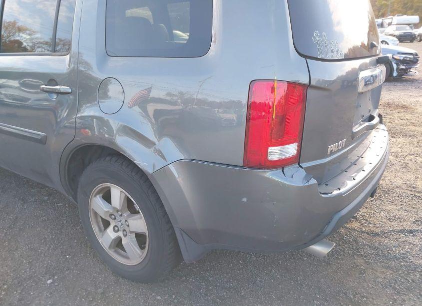 Photo 20 of 2009 Honda Pilot EX-L (VIN 5FNYF48649B017805)