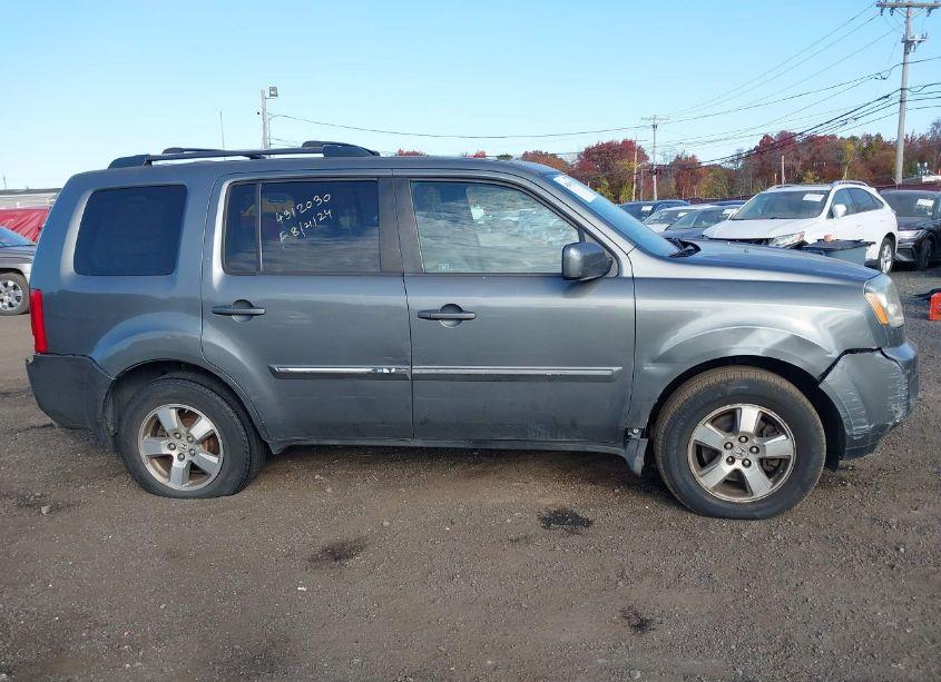 Photo 6 of 2009 Honda Pilot EX-L (VIN 5FNYF48649B017805)