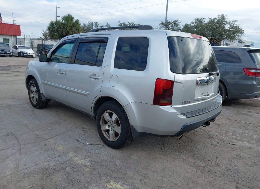 Photo 3 of 2009 Honda Pilot EX-L (VIN 5FNYF48669B026599)