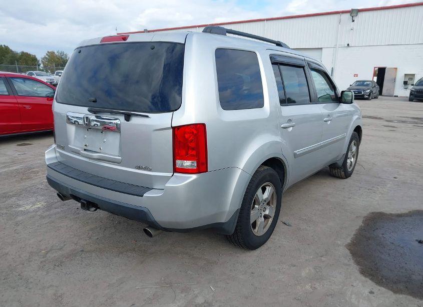 Photo 4 of 2009 Honda Pilot EX-L (VIN 5FNYF48669B026599)