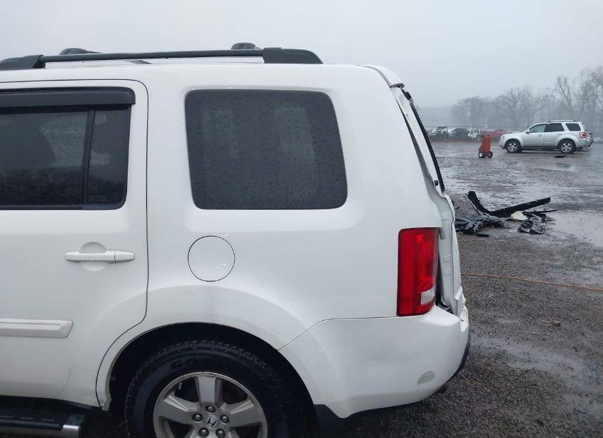 Photo 19 of 2009 Honda Pilot EX-L (VIN 5FNYF48679B011142)