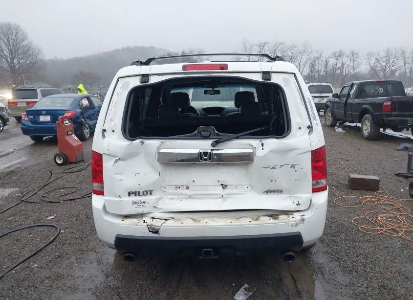 Photo 6 of 2009 Honda Pilot EX-L (VIN 5FNYF48679B011142)