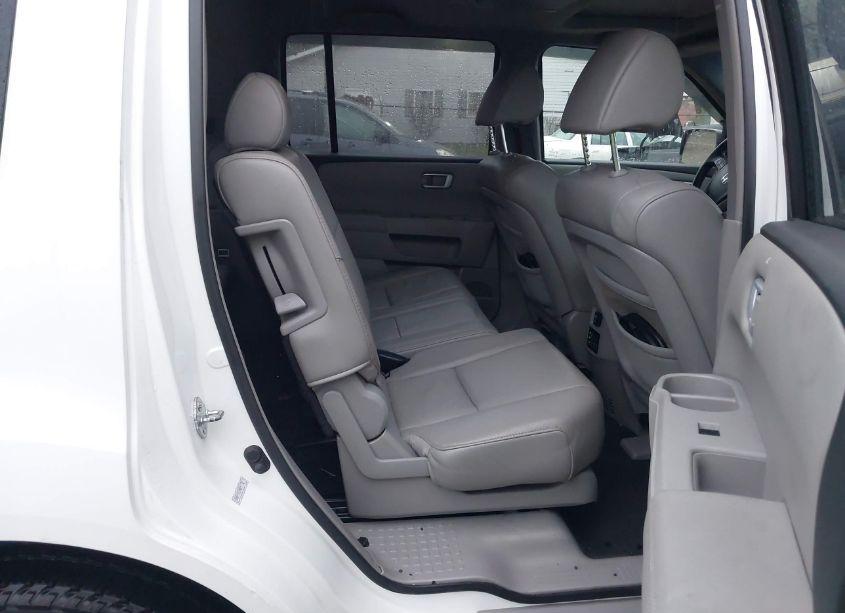 Photo 8 of 2009 Honda Pilot EX-L (VIN 5FNYF48679B011142)