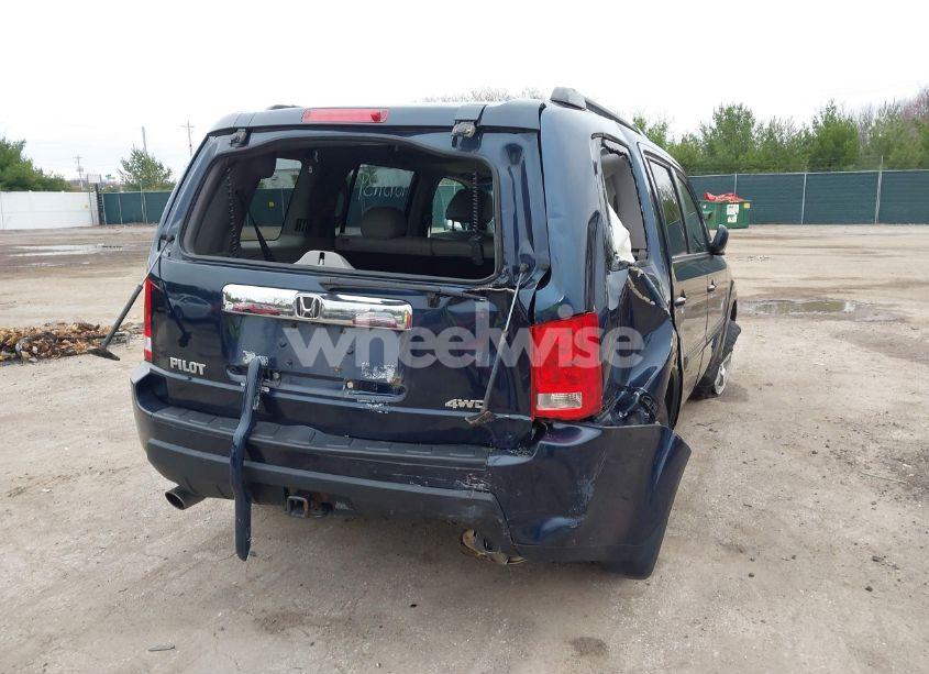 Photo 4 of 2009 Honda Pilot EX-L (VIN 5FNYF48679B019905)