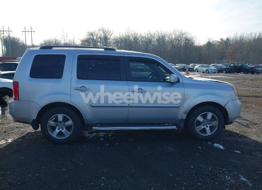Photo 13 of 2009 Honda Pilot EX-L (VIN 5FNYF48699B011109)