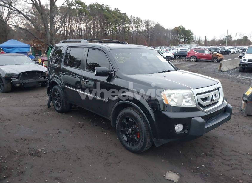 2009 Honda Pilot TOURING (VIN 5FNYF48809B055792) main photo