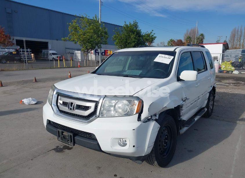 Photo 2 of 2009 Honda Pilot TOURING (VIN 5FNYF48829B021045)