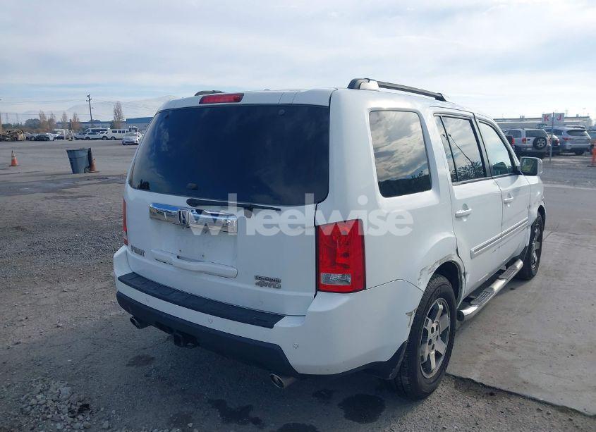 Photo 4 of 2009 Honda Pilot TOURING (VIN 5FNYF48829B021045)