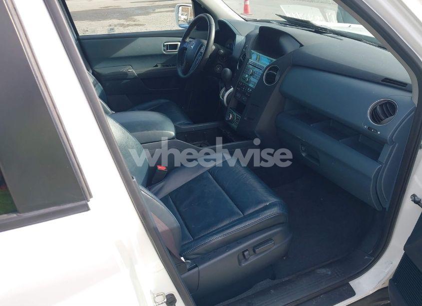 Photo 5 of 2009 Honda Pilot TOURING (VIN 5FNYF48829B021045)