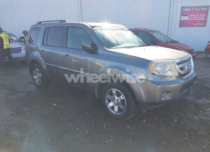 2009 Honda Pilot TOURING (VIN 5FNYF48849B014713) main photo