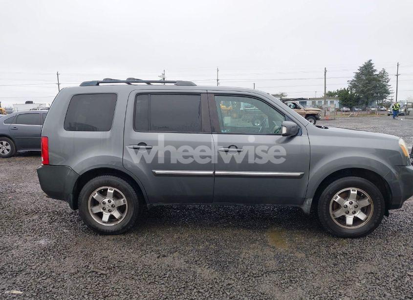 Photo 13 of 2009 Honda Pilot TOURING (VIN 5FNYF48889B042904)