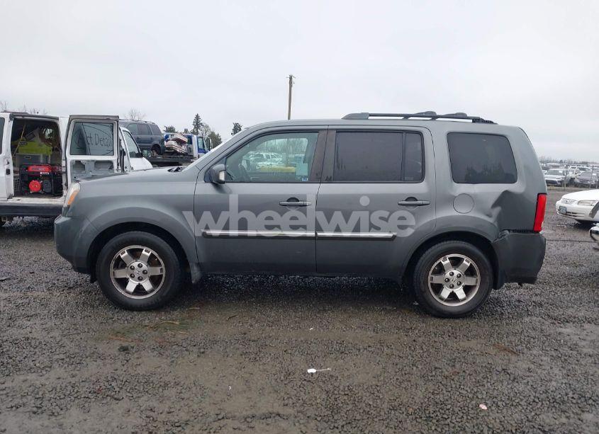 Photo 14 of 2009 Honda Pilot TOURING (VIN 5FNYF48889B042904)