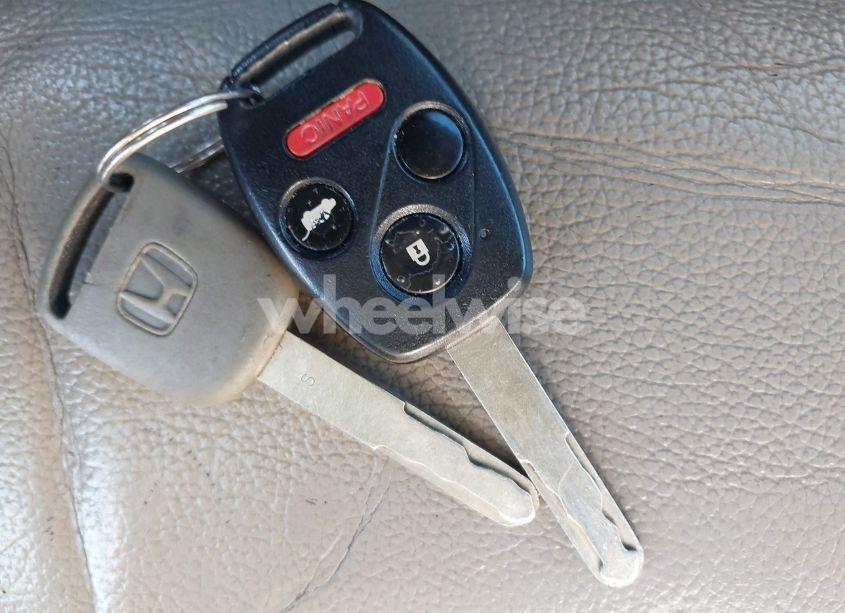 Photo 11 of 2009 Honda Pilot TOURING (VIN 5FNYF48909B050228)