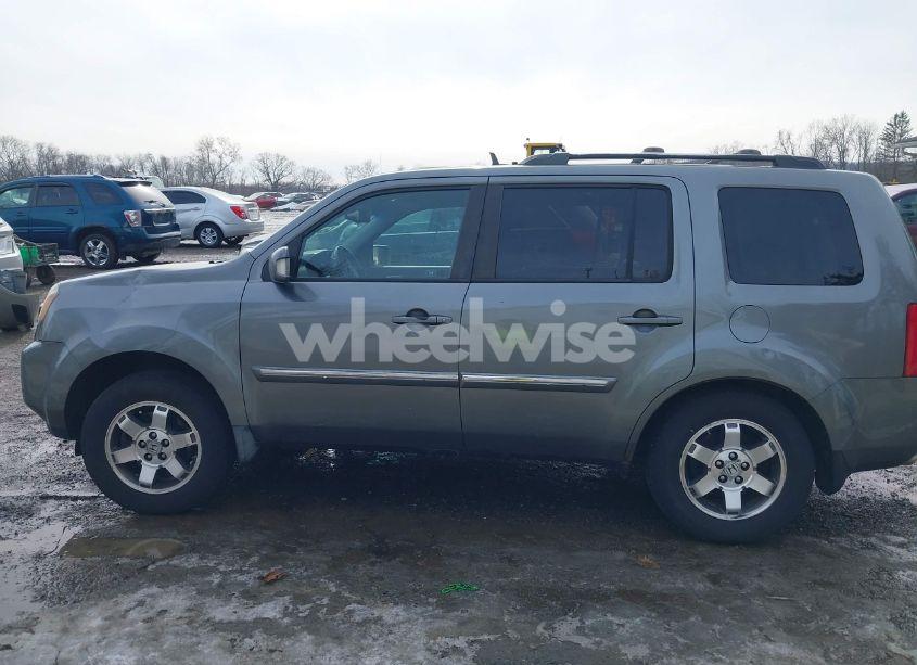 Photo 13 of 2009 Honda Pilot TOURING (VIN 5FNYF48929B021488)