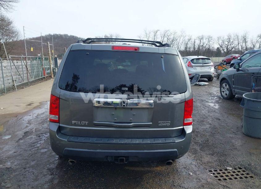 Photo 15 of 2009 Honda Pilot TOURING (VIN 5FNYF48929B021488)