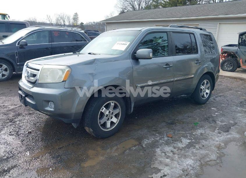 Photo 2 of 2009 Honda Pilot TOURING (VIN 5FNYF48929B021488)