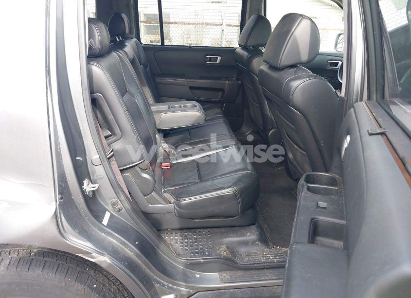 Photo 8 of 2009 Honda Pilot TOURING (VIN 5FNYF48929B021488)