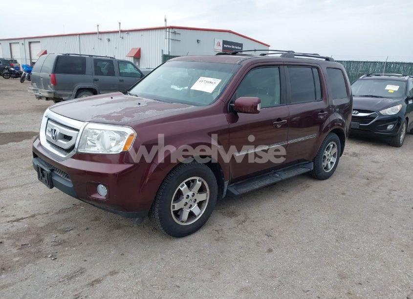 Photo 2 of 2009 Honda Pilot TOURING (VIN 5FNYF48949B025817)