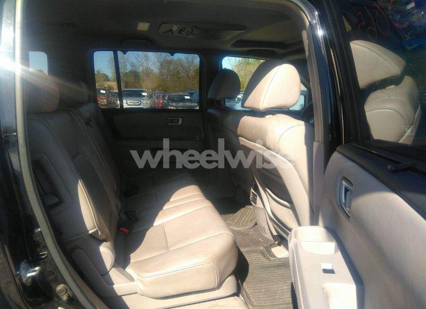 Photo 8 of 2009 Honda Pilot TOURING (VIN 5FNYF48969B055806)