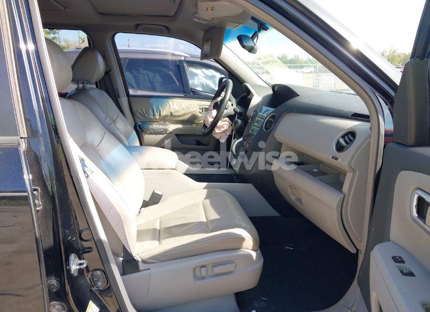 Photo 5 of 2009 Honda Pilot TOURING (VIN 5FNYF48989B016151)