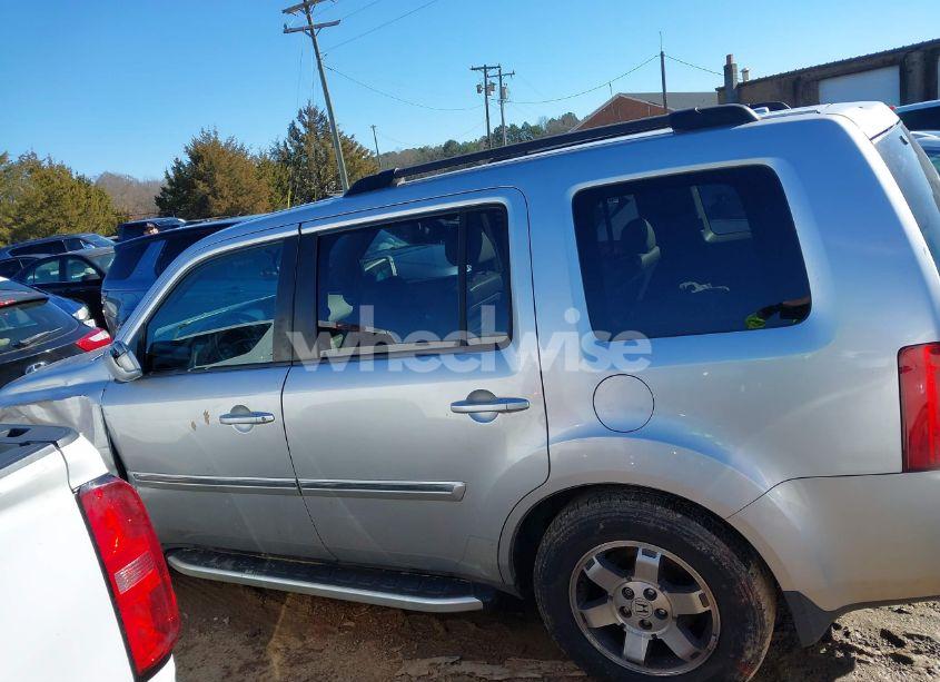 Photo 14 of 2009 Honda Pilot TOURING (VIN 5FNYF48989B016439)