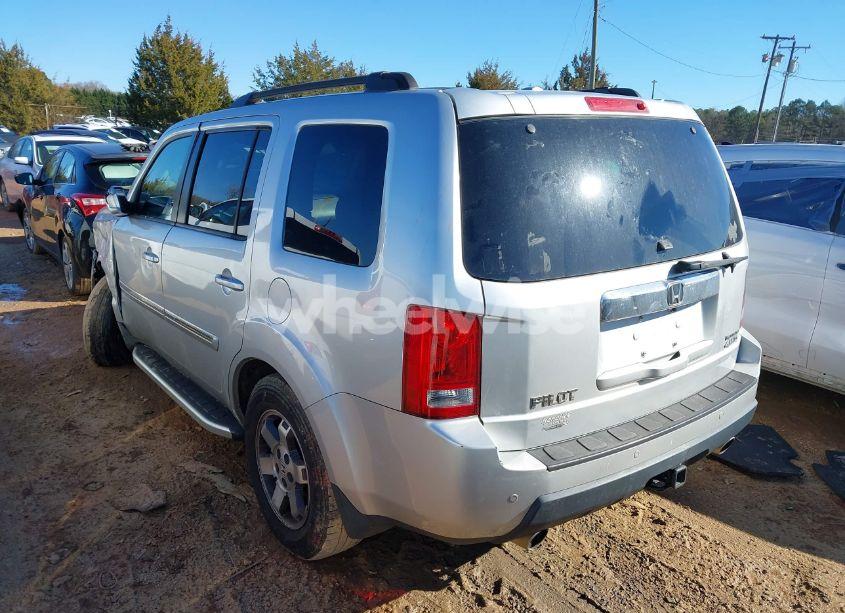 Photo 3 of 2009 Honda Pilot TOURING (VIN 5FNYF48989B016439)