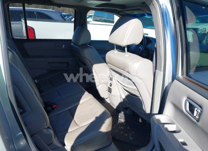 Photo 8 of 2009 Honda Pilot TOURING (VIN 5FNYF48989B016439)