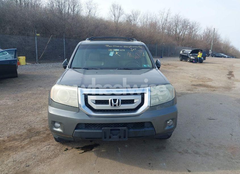 Photo 12 of 2009 Honda Pilot TOURING (VIN 5FNYF48999B007409)