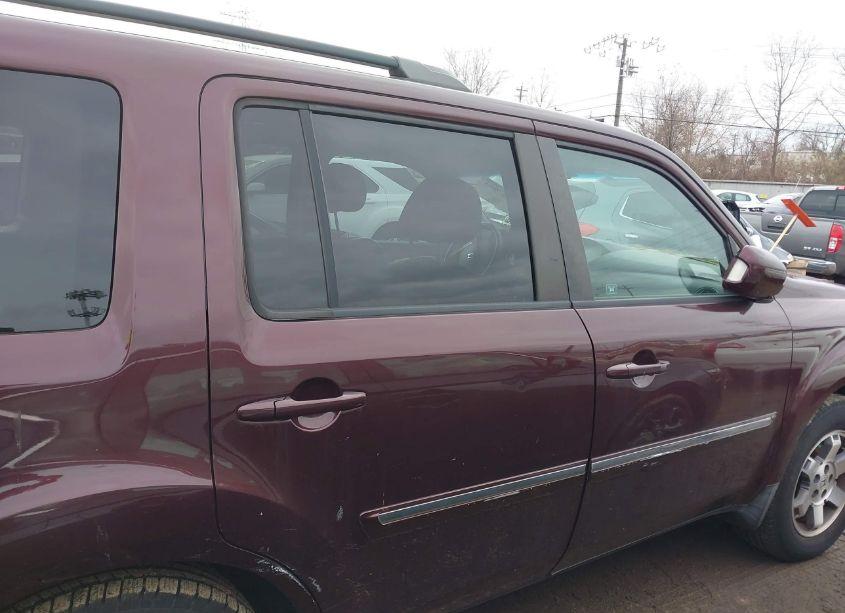 Photo 13 of 2009 Honda Pilot TOURING (VIN 5FNYF48999B019270)