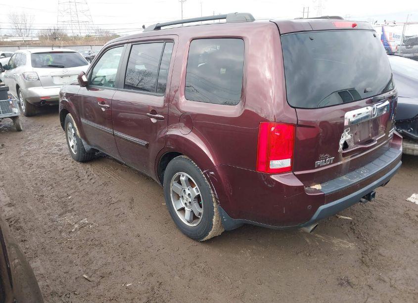 Photo 3 of 2009 Honda Pilot TOURING (VIN 5FNYF48999B019270)