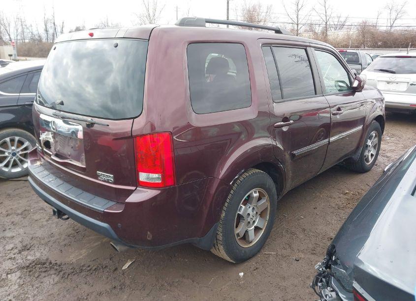 Photo 4 of 2009 Honda Pilot TOURING (VIN 5FNYF48999B019270)