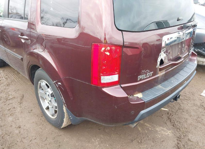 Photo 6 of 2009 Honda Pilot TOURING (VIN 5FNYF48999B019270)