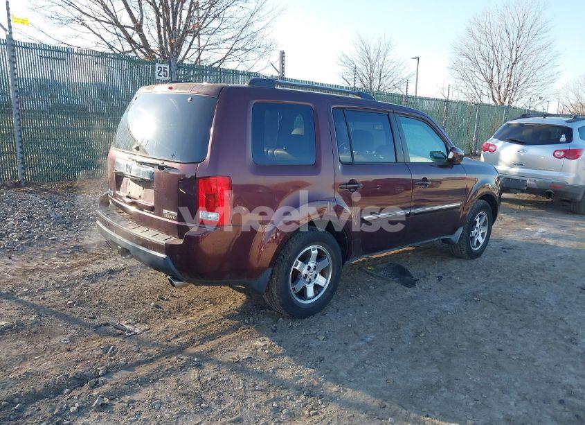 Photo 4 of 2009 Honda Pilot TOURING (VIN 5FNYF489X9B023053)