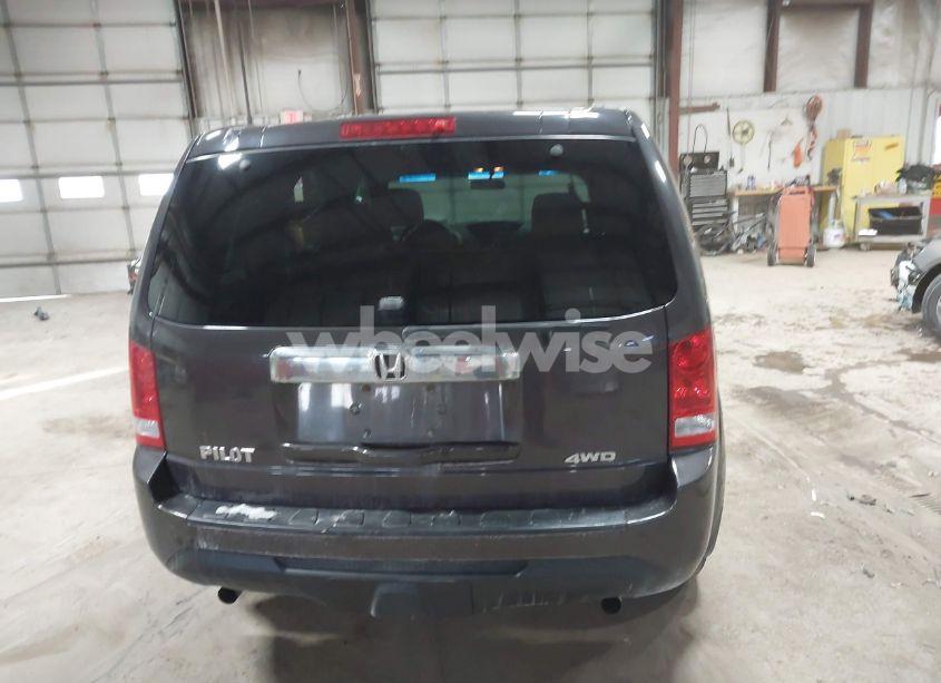 Photo 16 of 2012 Honda Pilot LX (VIN 5FNYF4H20CB055455)