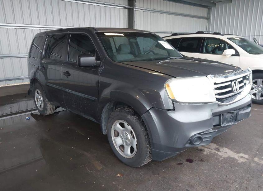 2013 Honda Pilot LX (VIN 5FNYF4H20DB037040) main photo
