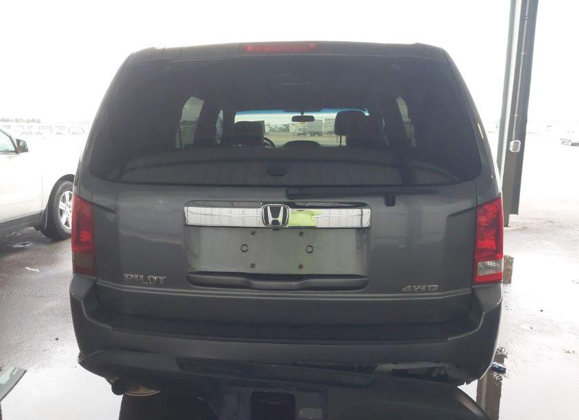 Photo 16 of 2013 Honda Pilot LX (VIN 5FNYF4H20DB037040)