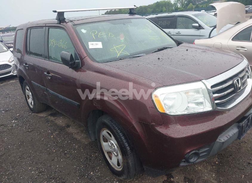 2013 Honda Pilot LX (VIN 5FNYF4H20DB074962) main photo