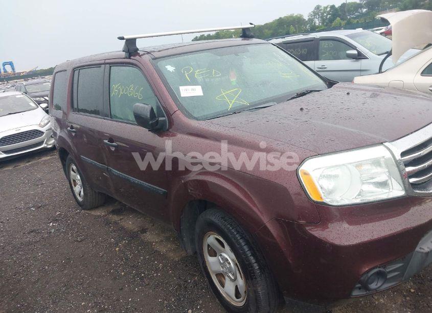 Photo 12 of 2013 Honda Pilot LX (VIN 5FNYF4H20DB074962)