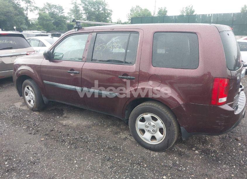 Photo 3 of 2013 Honda Pilot LX (VIN 5FNYF4H20DB074962)