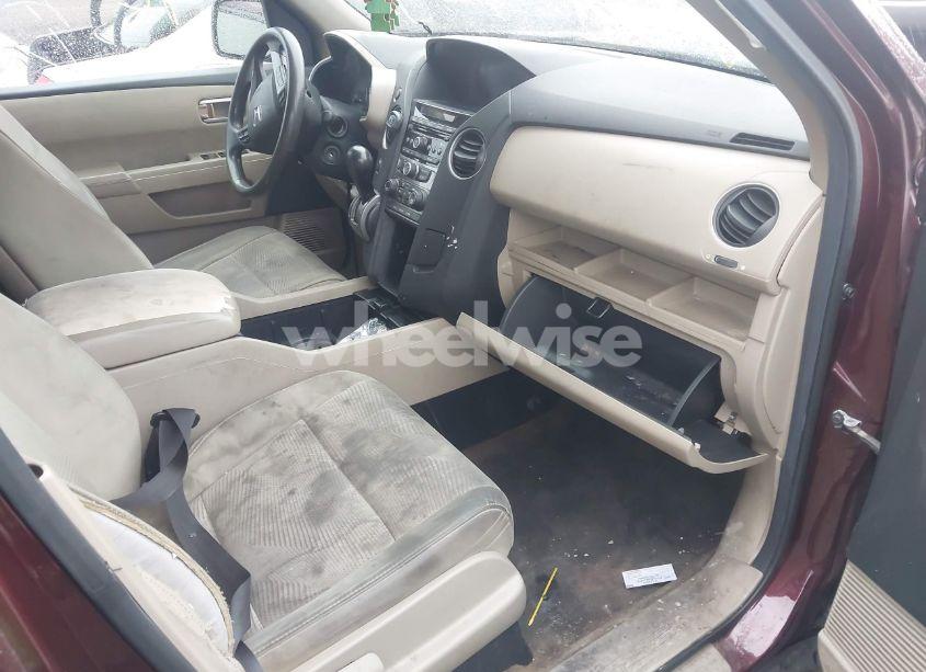 Photo 5 of 2013 Honda Pilot LX (VIN 5FNYF4H20DB074962)