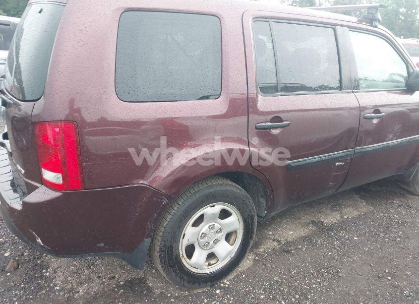 Photo 6 of 2013 Honda Pilot LX (VIN 5FNYF4H20DB074962)