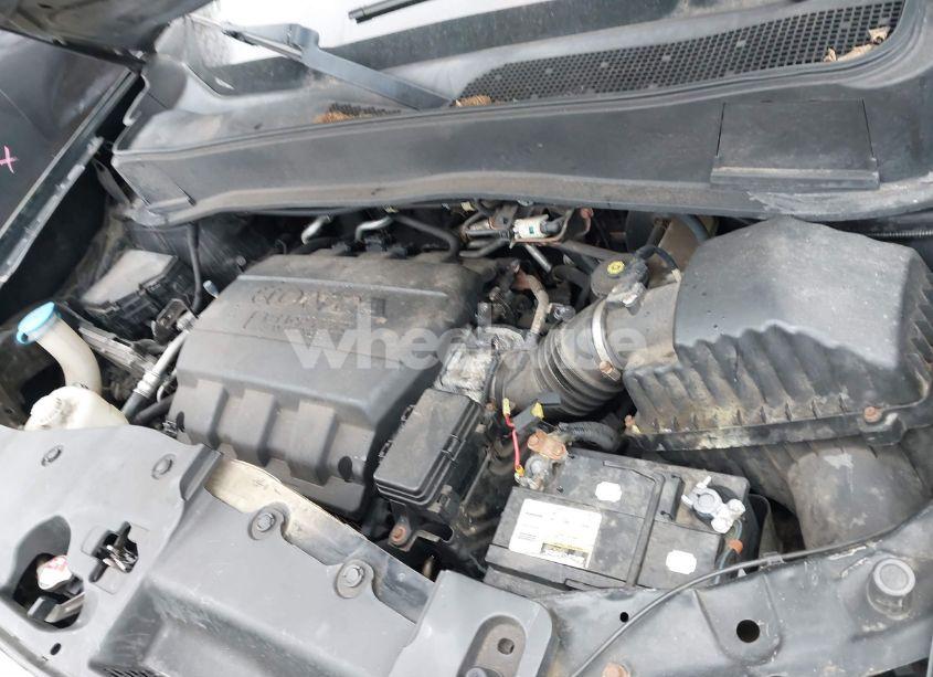 Photo 10 of 2014 Honda Pilot LX (VIN 5FNYF4H20EB007053)