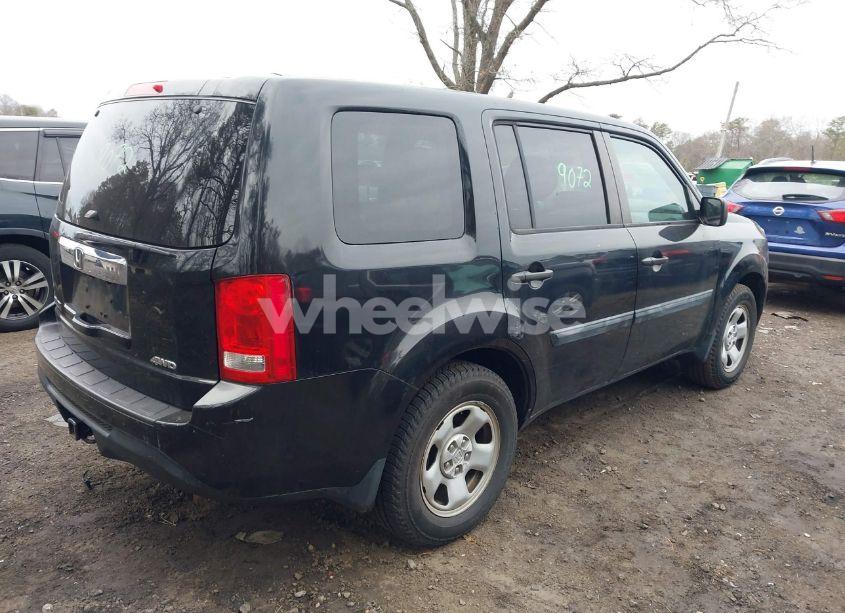 Photo 4 of 2014 Honda Pilot LX (VIN 5FNYF4H20EB007053)